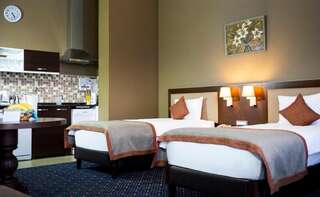 Отель Staybridge Suites Baku Баку Двухместный номер Делюкс с 2 отдельными кроватями-5