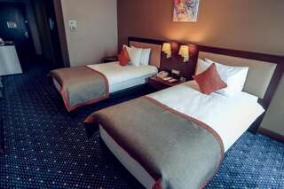 Отель Staybridge Suites Baku Баку Двухместный номер Делюкс с 2 отдельными кроватями-6