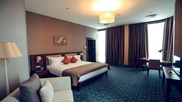 Отель Staybridge Suites Baku Баку-18
