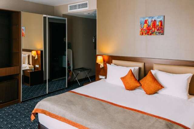 Отель Staybridge Suites Baku Баку-49